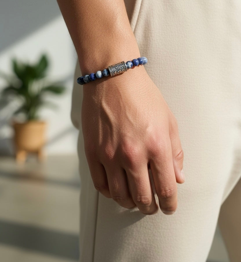 Unisex Blue Agate Gemstone Beads and Antique Silver Bead Strech Bracelet Birthday Gift Valentine’s Day gift idea Father’s Day gift